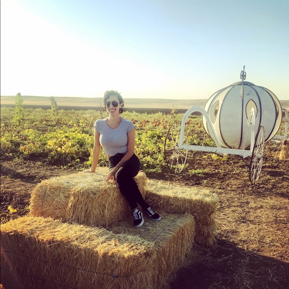 Meet your Posher, Alisha